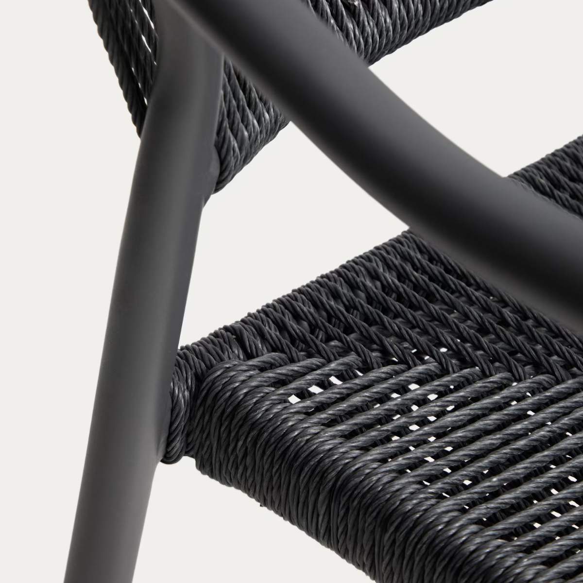 Kave Home Livadia stackable outdoor chair in ecru aluminium