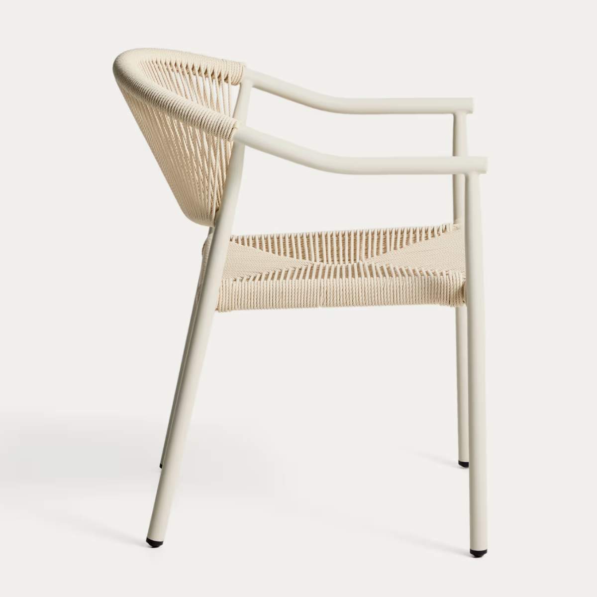 Kave Home Livadia stackable outdoor chair in ecru aluminium