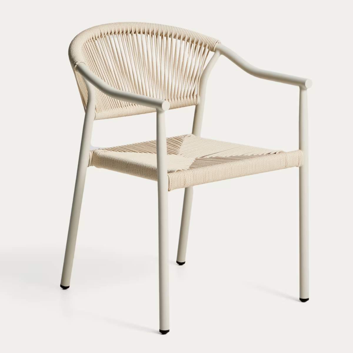 Kave Home Livadia stackable outdoor chair in ecru aluminium