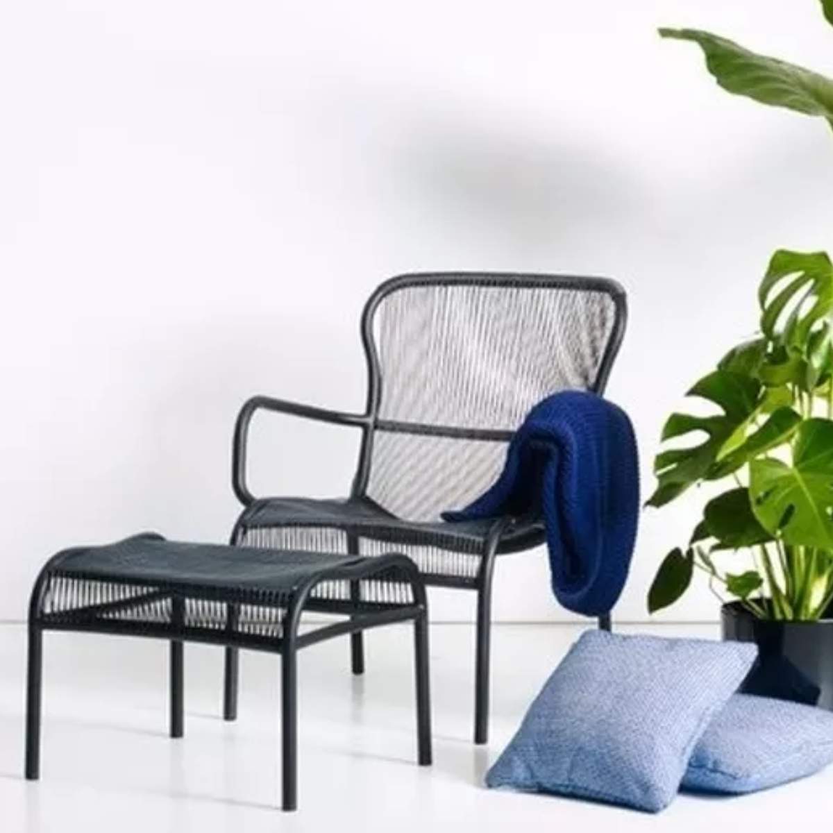 Vincent Shepherd Loop Outdoor Lounge Chair - Black