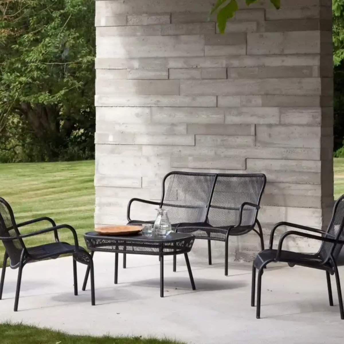 Vincent Shepherd Loop Outdoor Lounge Chair - Black
