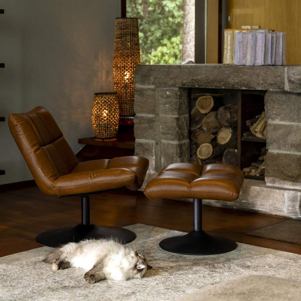 Dutch Bone Lounge Chair Bar