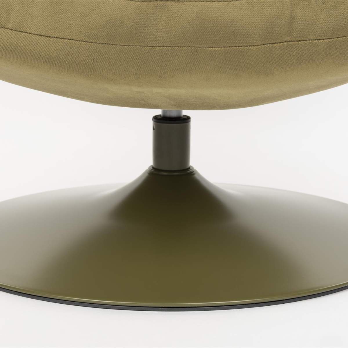 White Label Living Lounge Chair Beefy