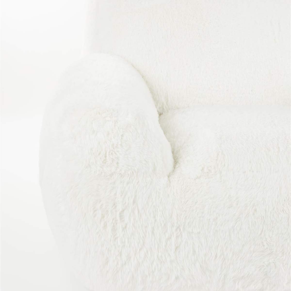 Bold Monkey Lounge Chair Cuddle the Yeti
