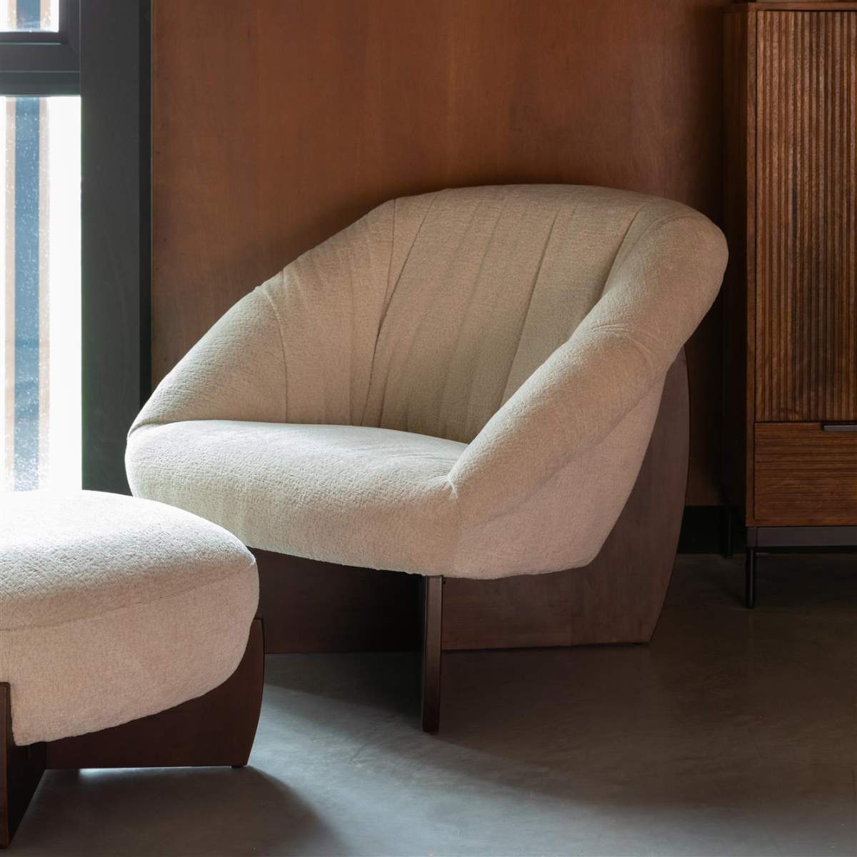 Dutch Bone Lounge Chair Emilius Beige