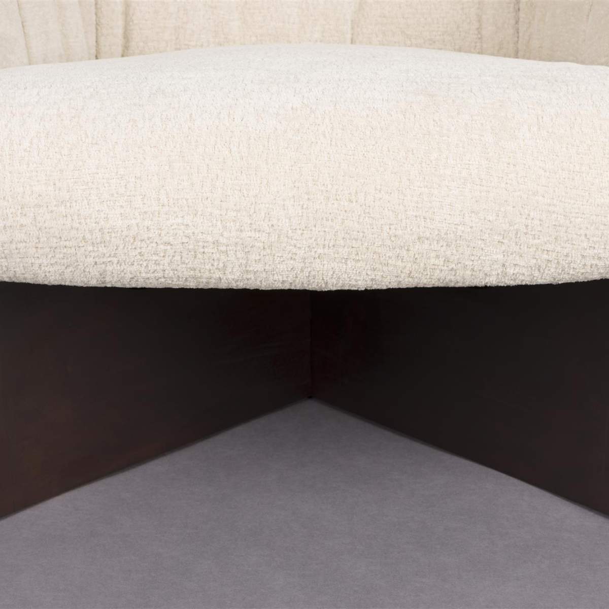 Dutch Bone Lounge Chair Emilius Beige