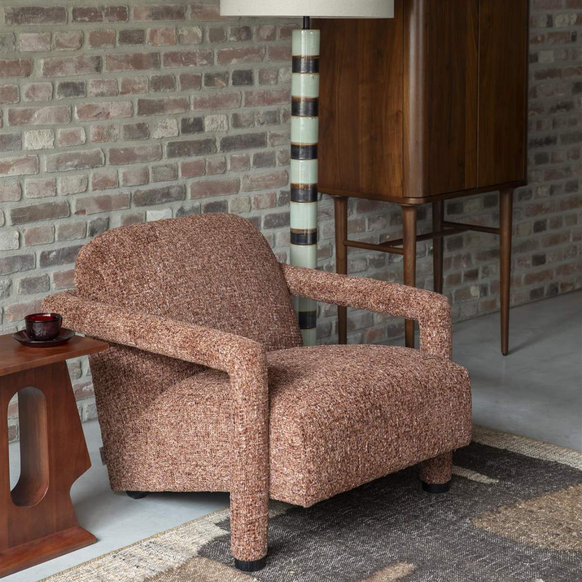 Dutch Bone Lounge Chair Kent