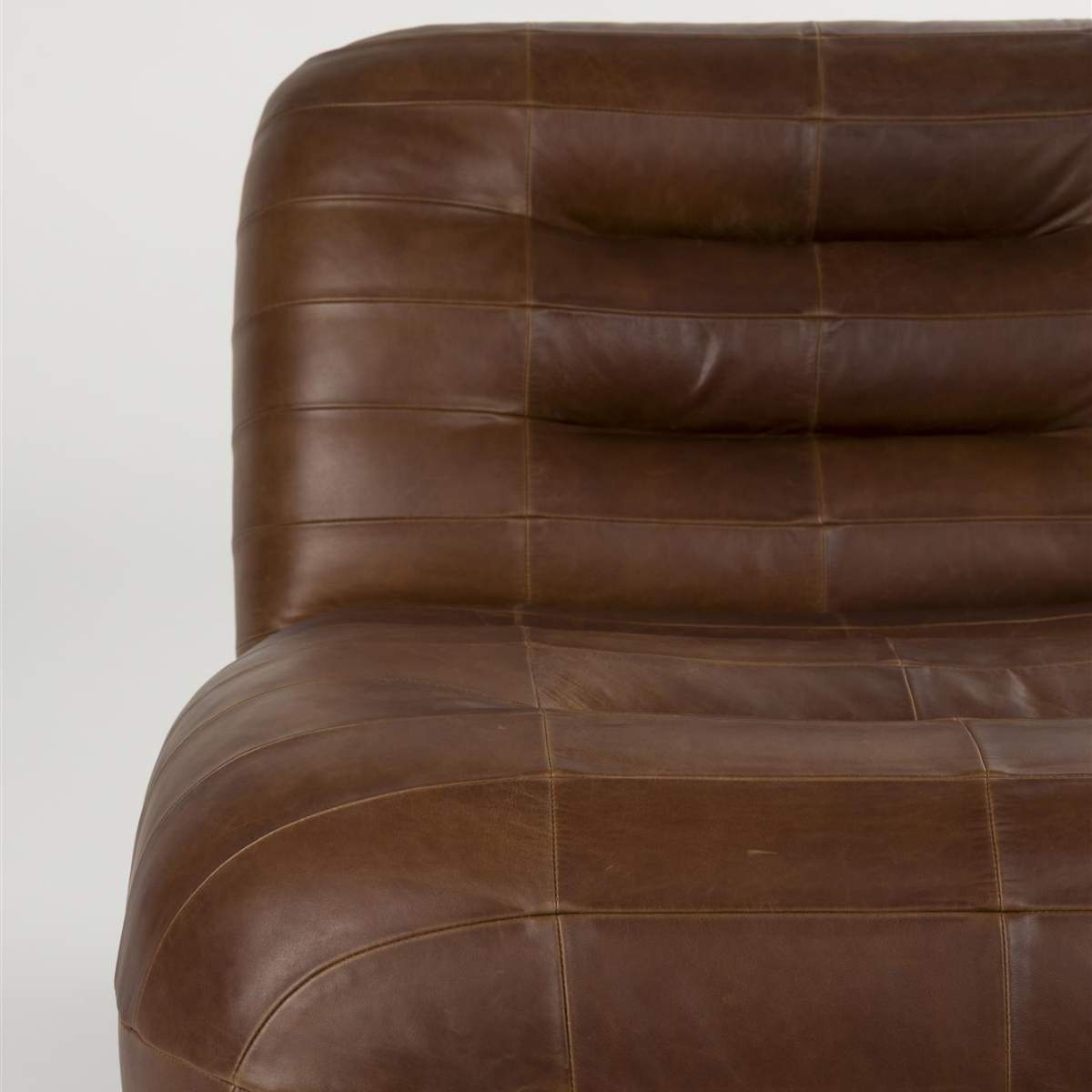 Dutch Bone Lounge Chair Wyatt