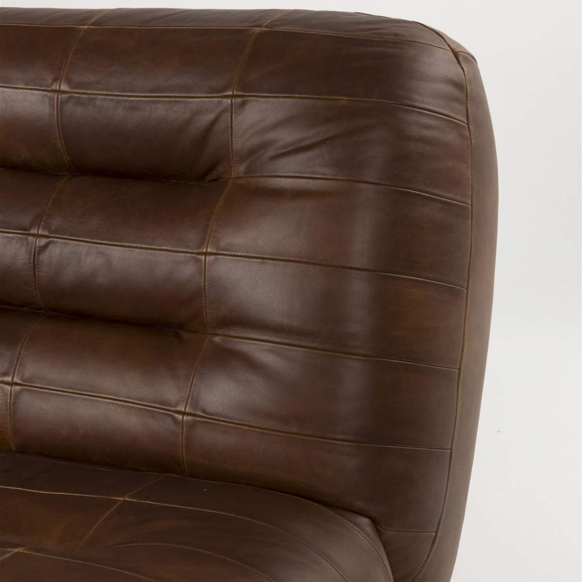 Dutch Bone Lounge Chair Wyatt