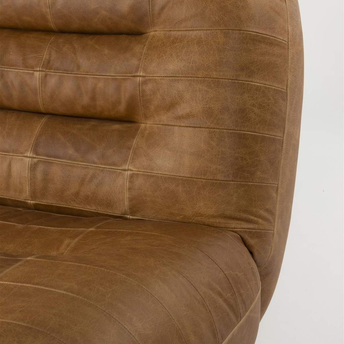 Dutch Bone Lounge Chair Wyatt