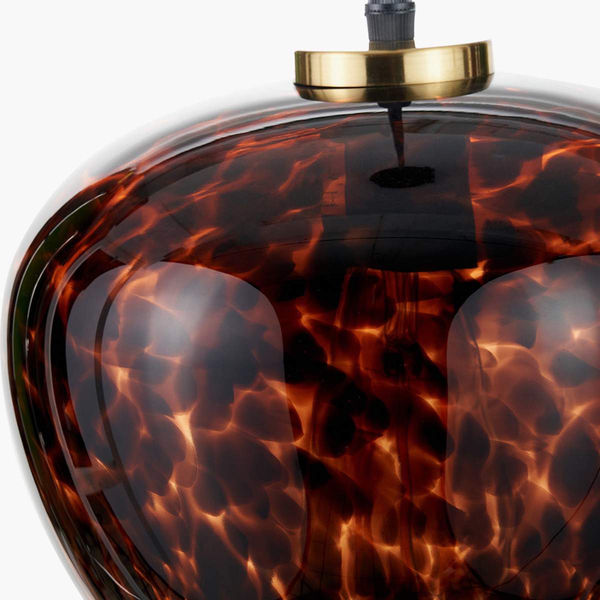 Pacific Lifestyle Lucien Tortoiseshell Glass Pendant – Beaumonde