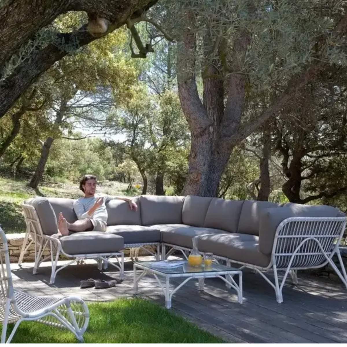 Vincent Shepherd Lucy Outdoor Modular Corner