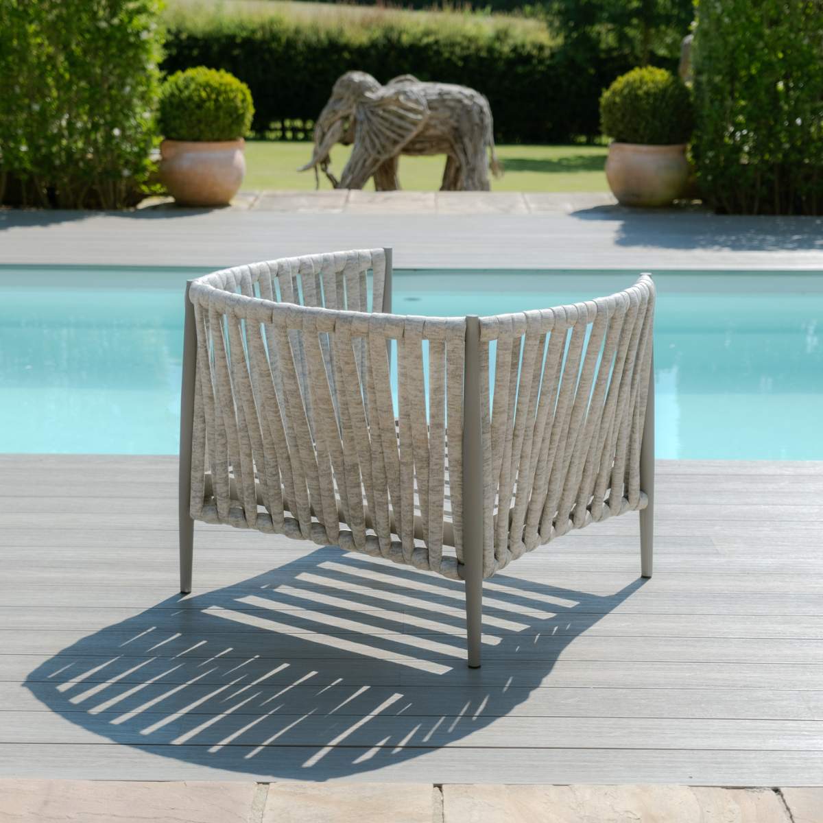 Maze Cool Linen Milan Lounge Chair