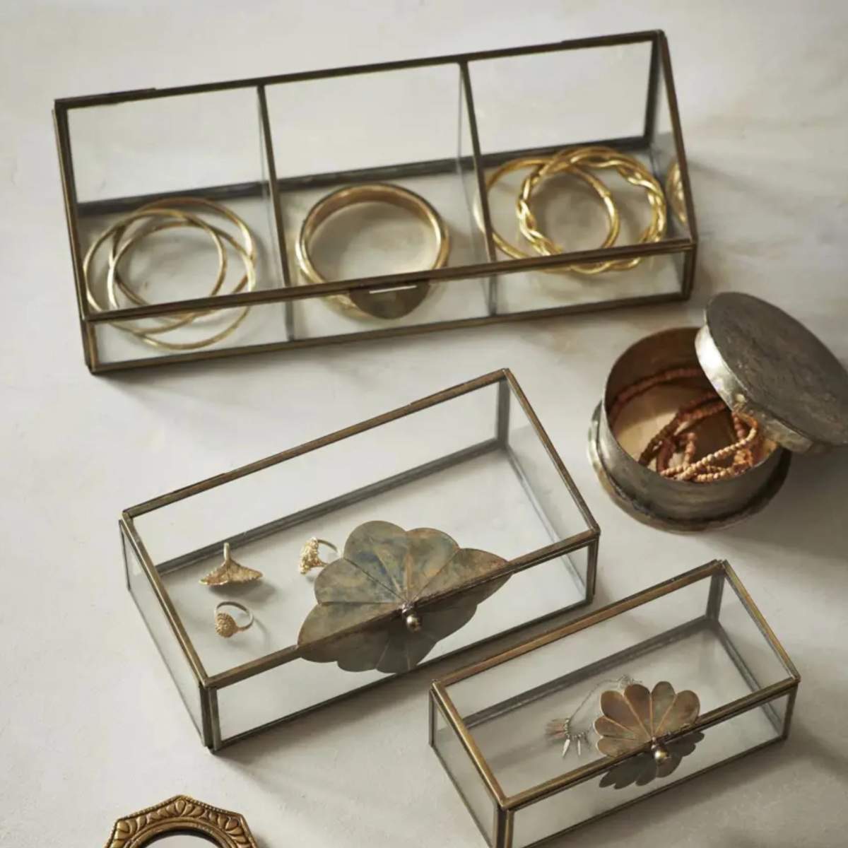 Madam Stoltz Glass Boxes with Leaf Detail