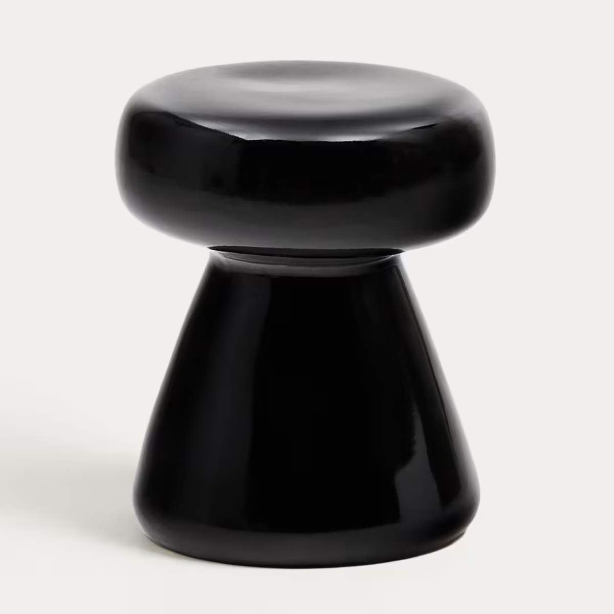 Kave Home Manya black ceramic side table, Ø 38 cm