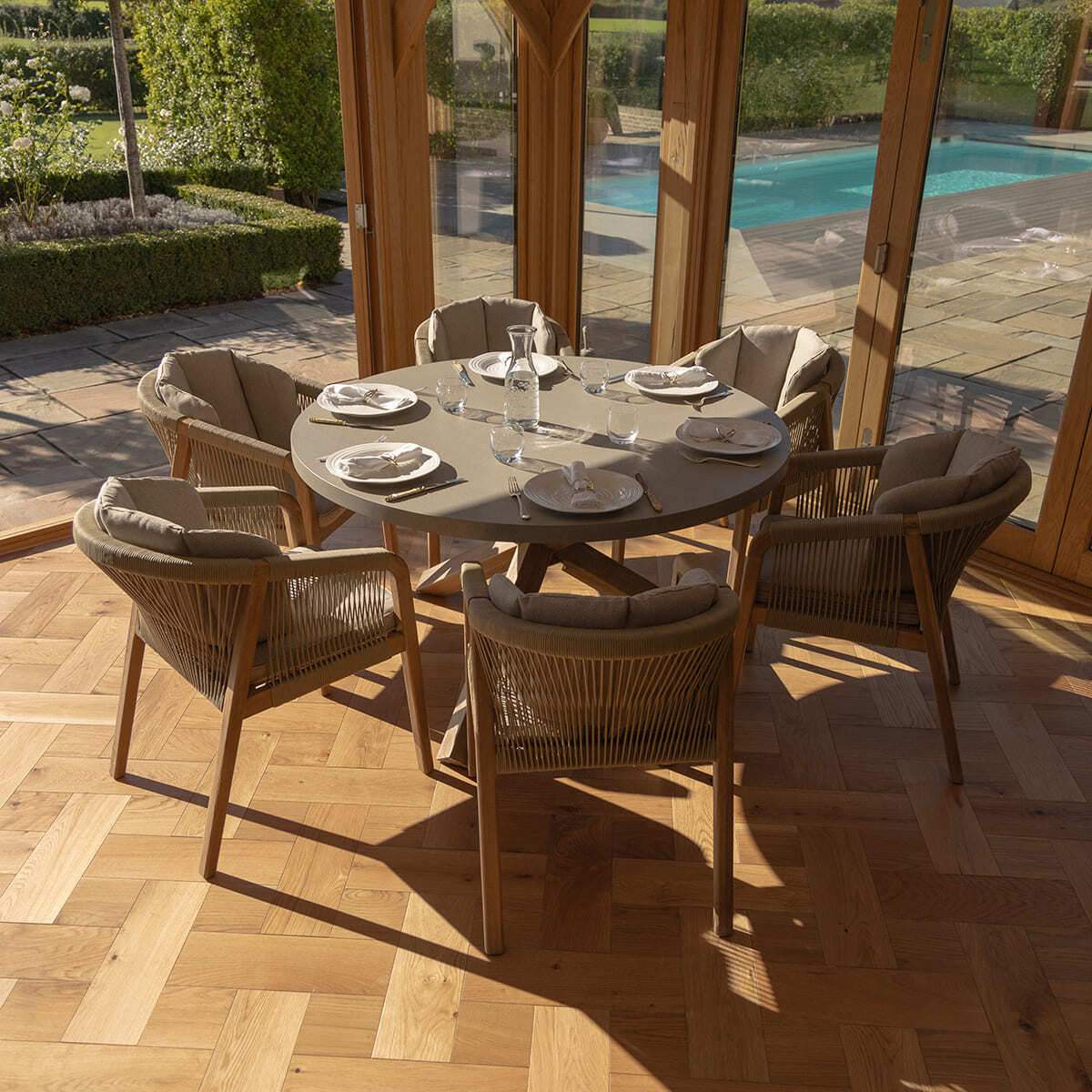 Maze - Martinique Rope Weave 6 Seat Round Dining Set