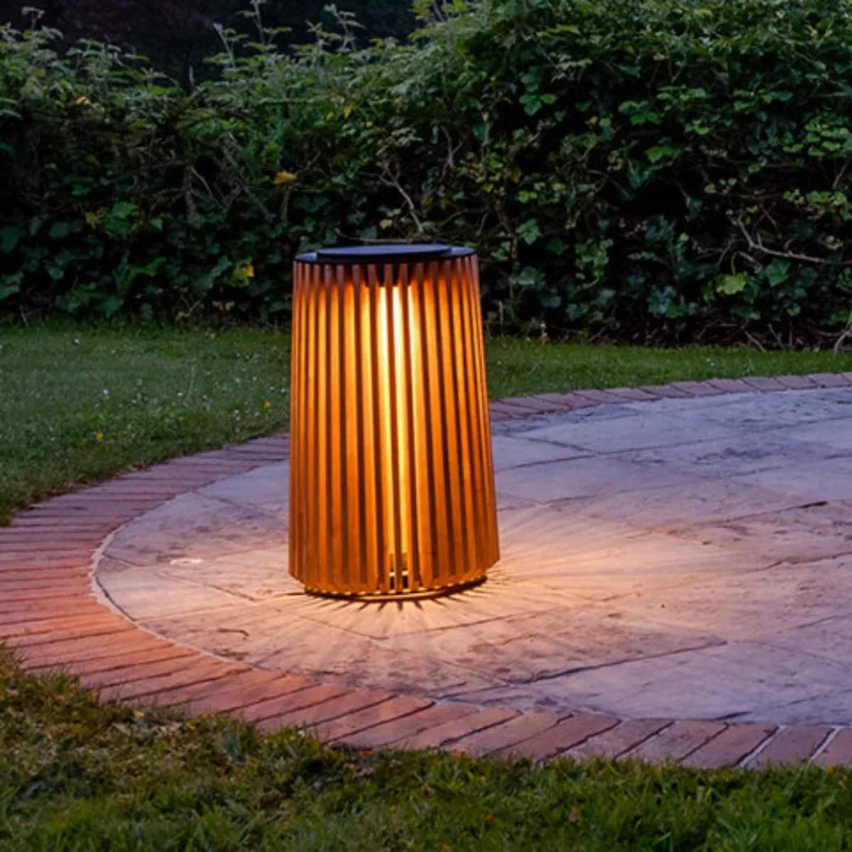 Vincent Shepherd Maya Lamp