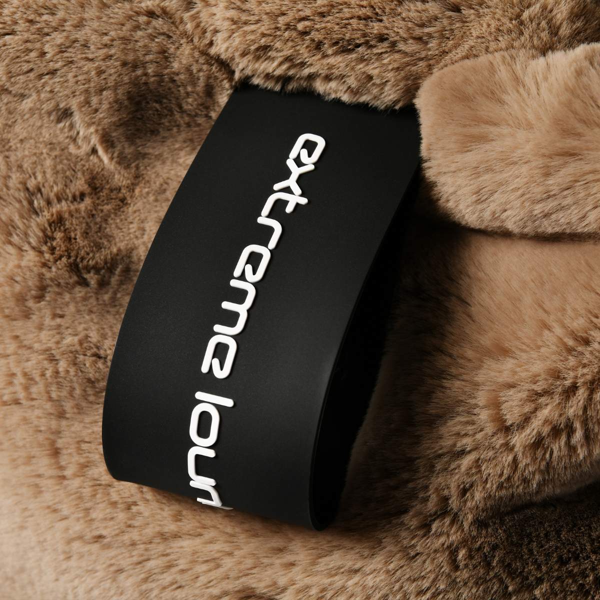 Extreme Lounging Mighty B Faux Fur