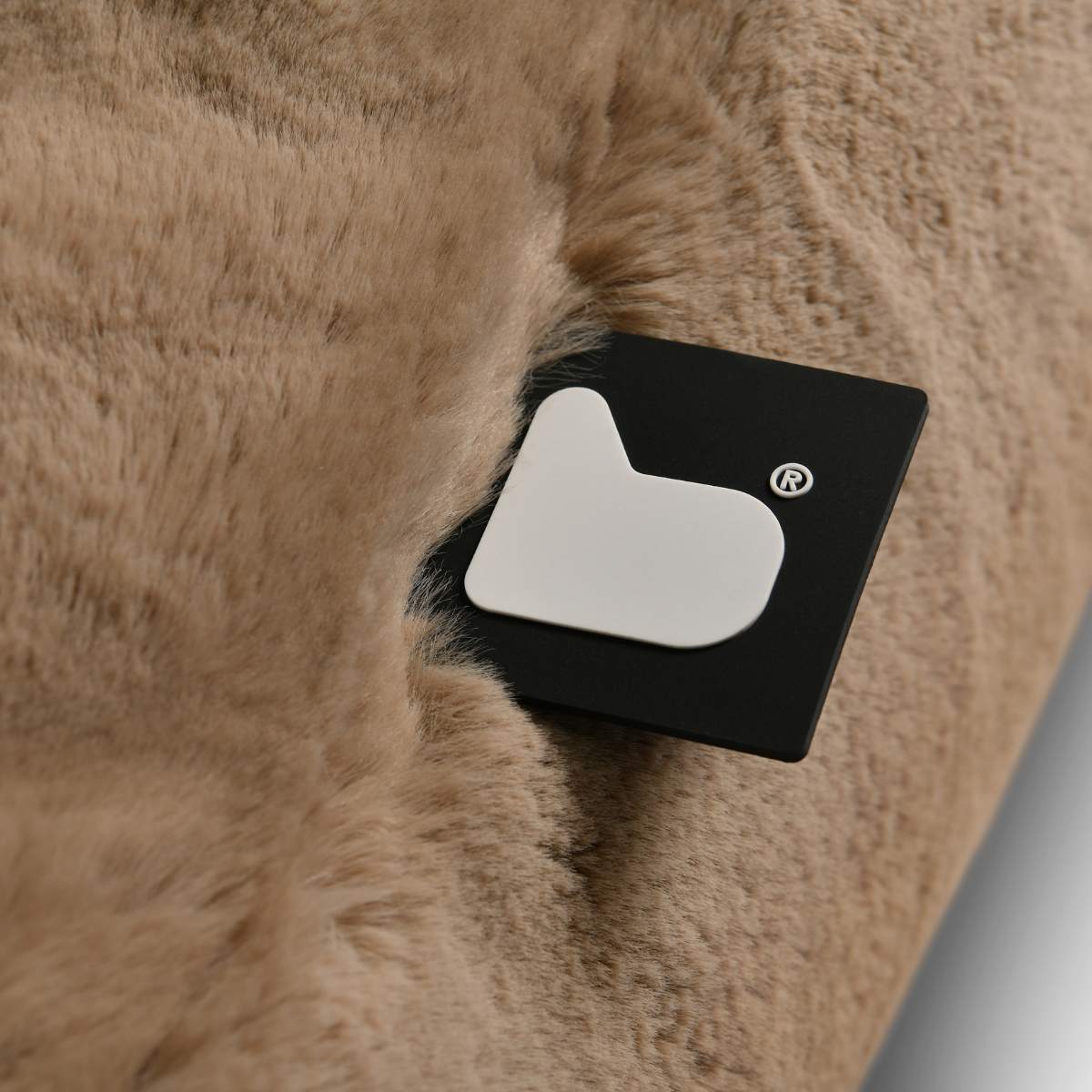 Extreme Lounging Mighty B Faux Fur