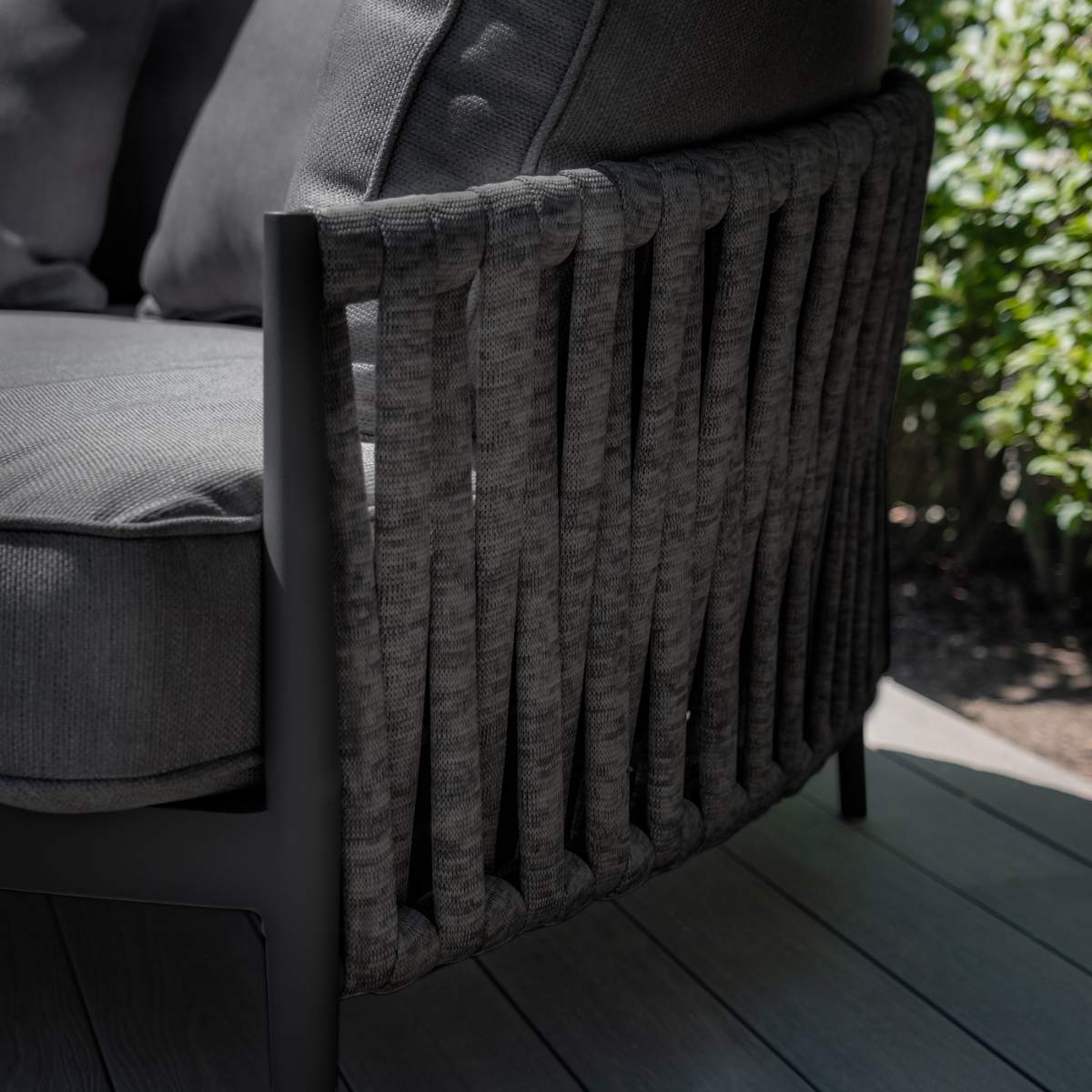 Maze Milan Rope Weave Daybed