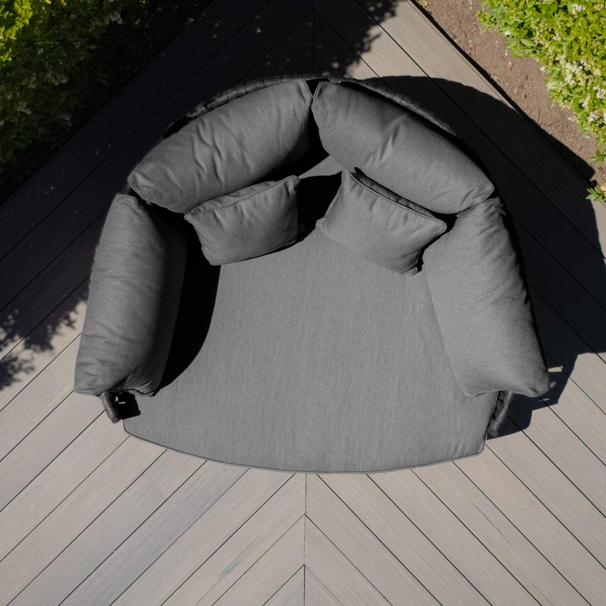 Maze Milan Rope Weave Daybed