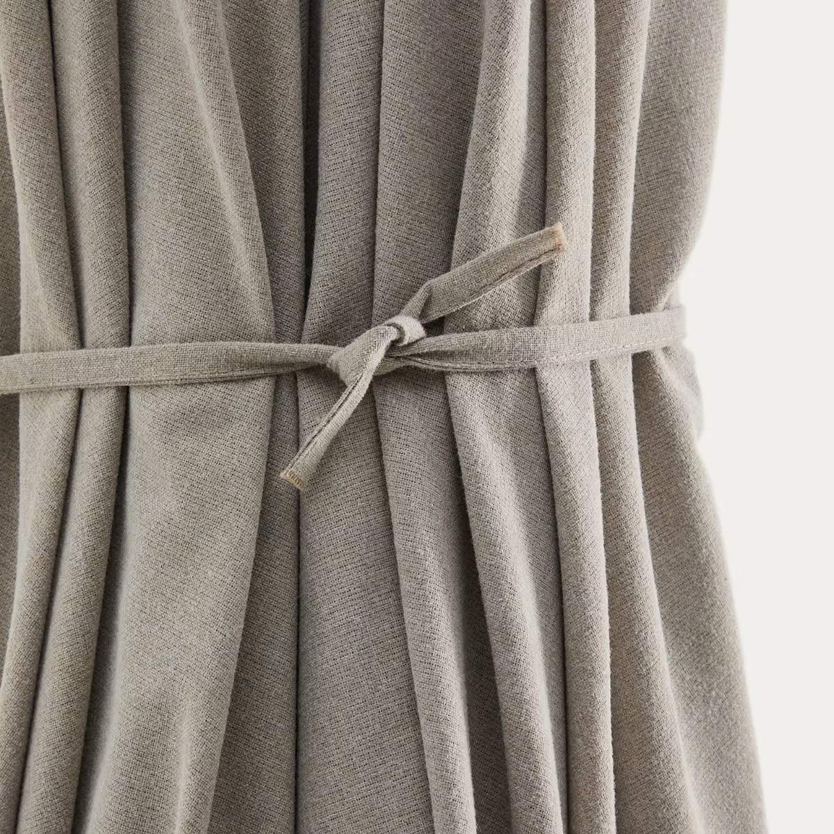 Kave Home Milna beige parasol with central pole and graphite steel structure Ø300cm