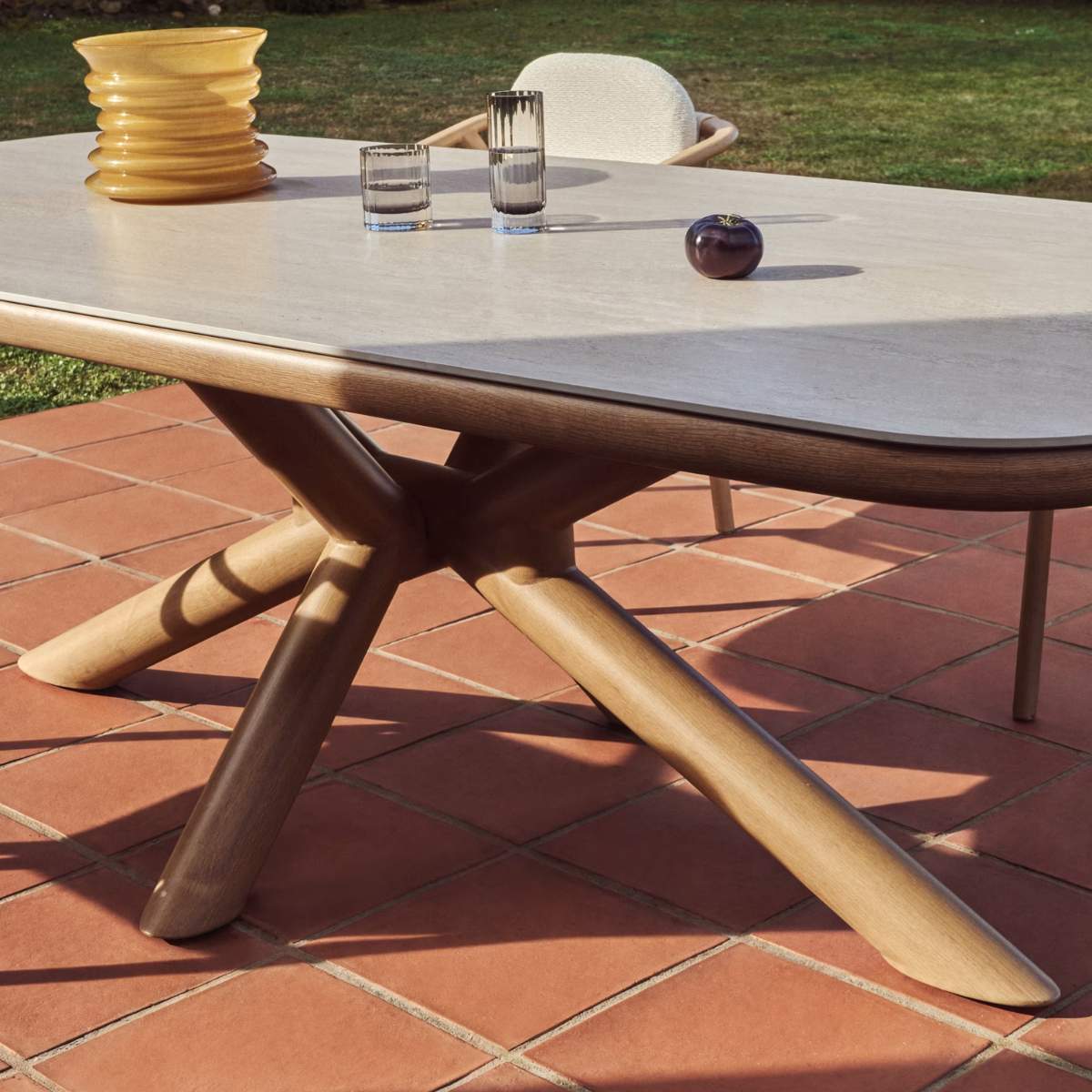 Kave Home Mirtia outdoor table in wood-effect aluminium and ecru sintered stone 240 x 110cm