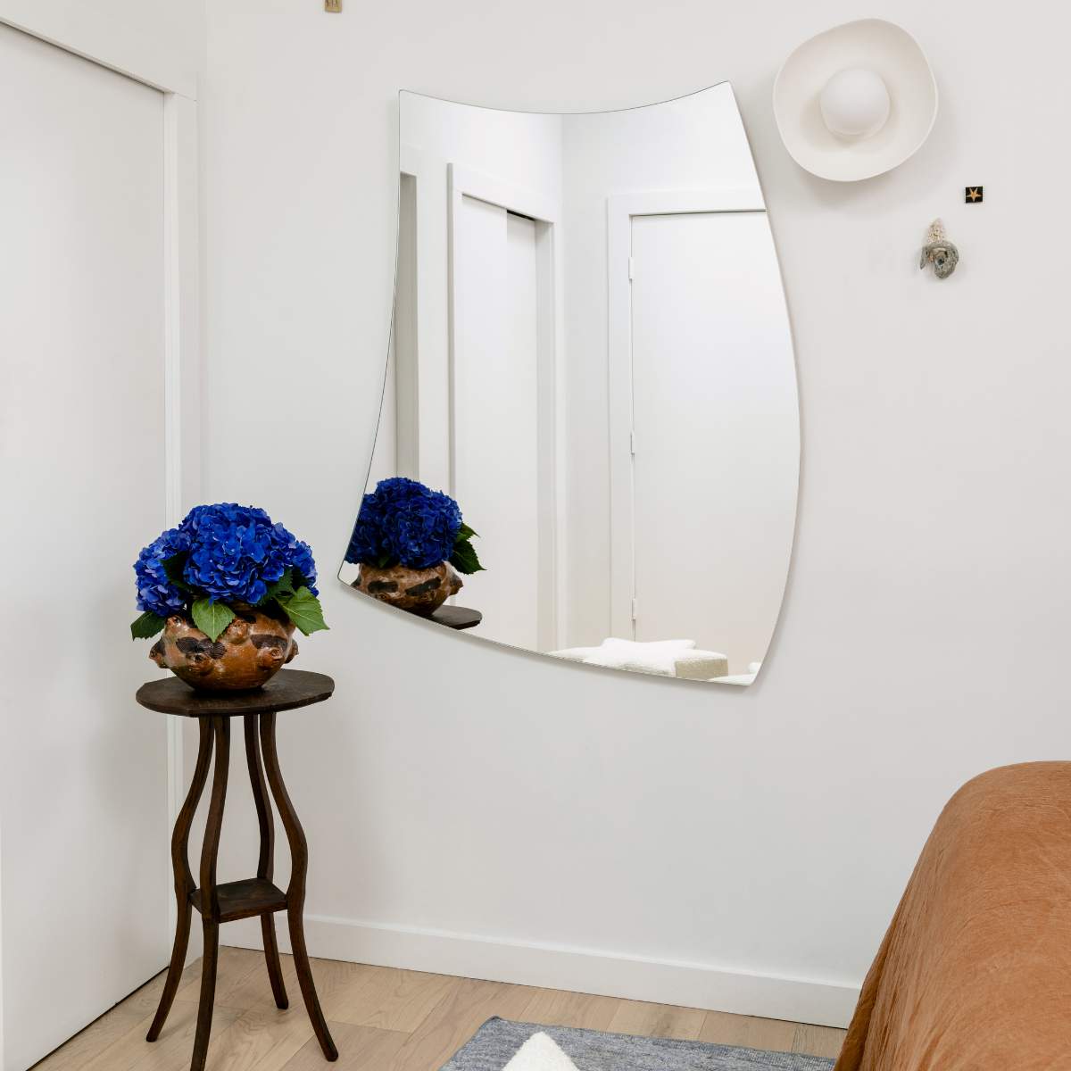 Hudson Valley Lighting Mitzi 1 Light Wall Sconce - Bacia