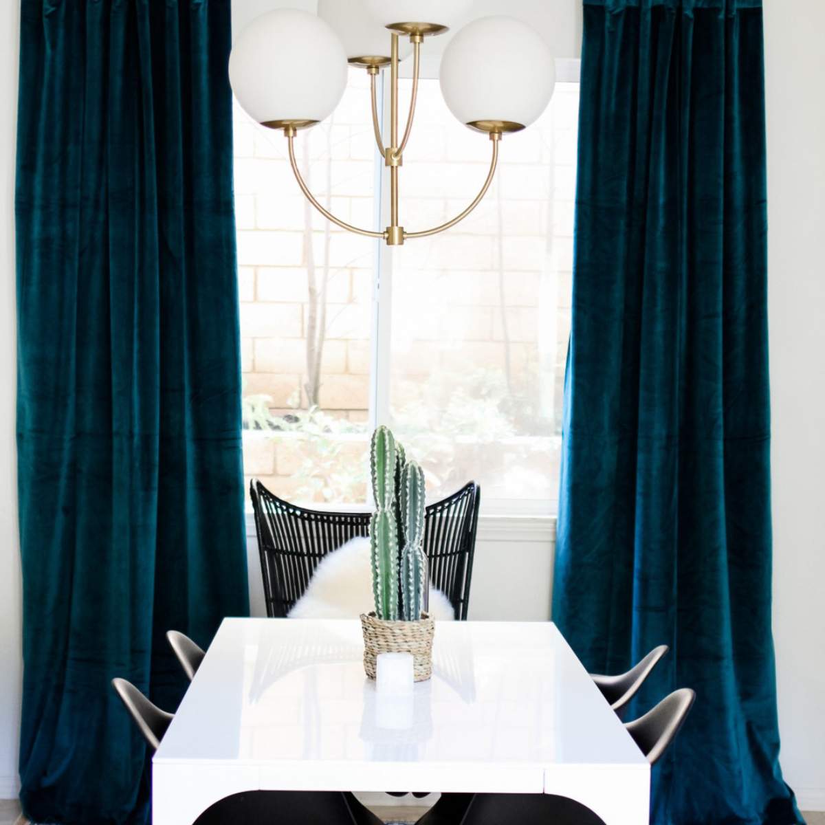 Hudson Valley Lighting Mitzi 4 Light Chandelier - Carrie