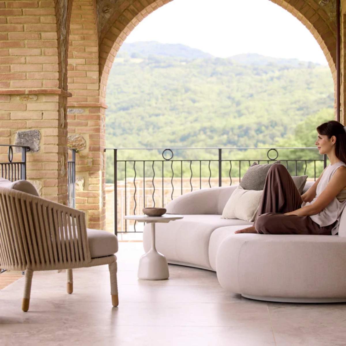 Cane-line Moments Lounge Chair