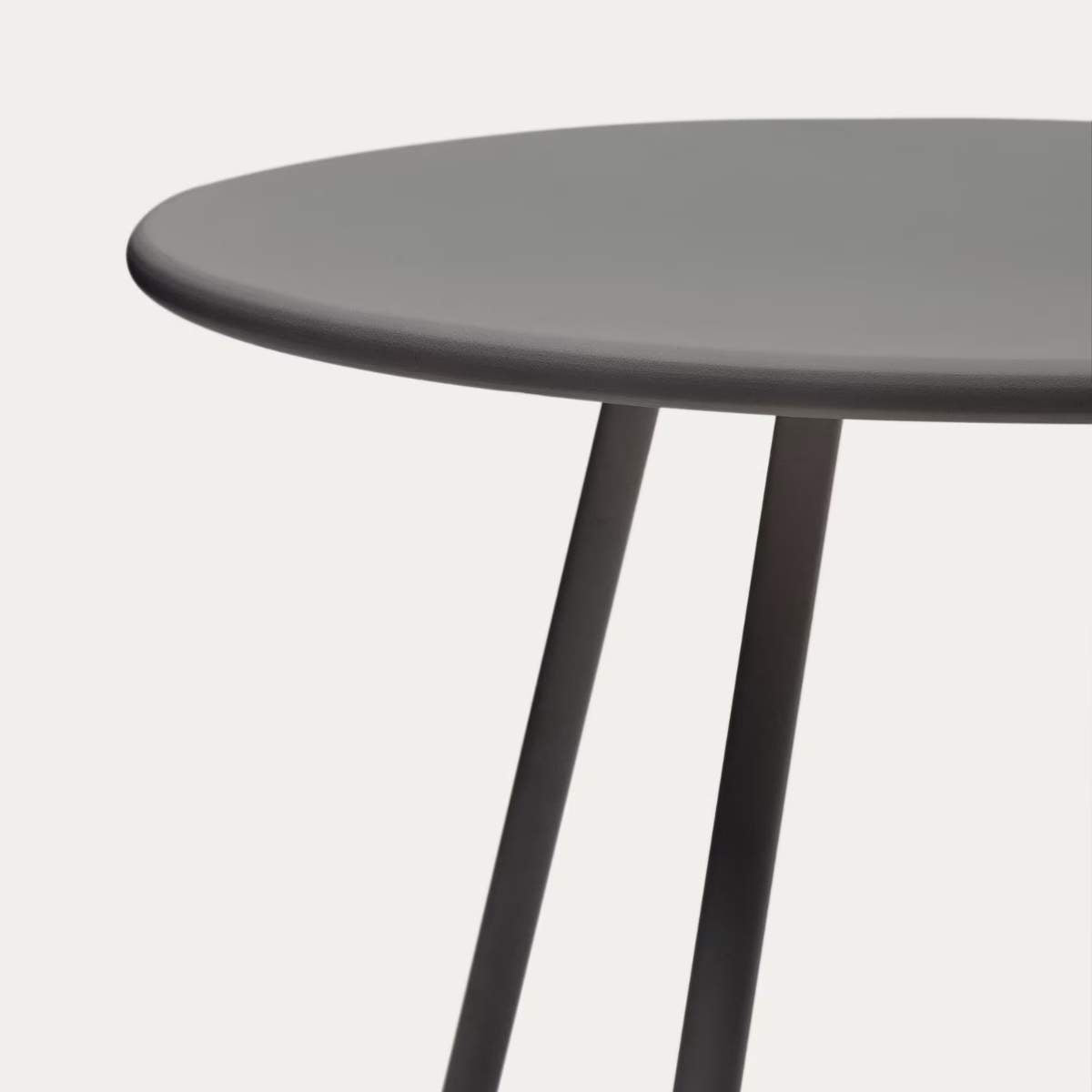Kave Home Montjoi round outdoor table in steel with a white finish, Ø 70 cm