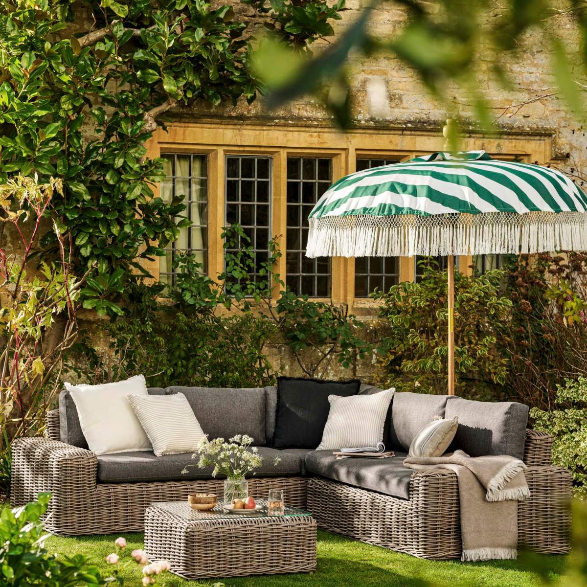 Garden Trading Moorgate Corner Sofa Set Dark Natural