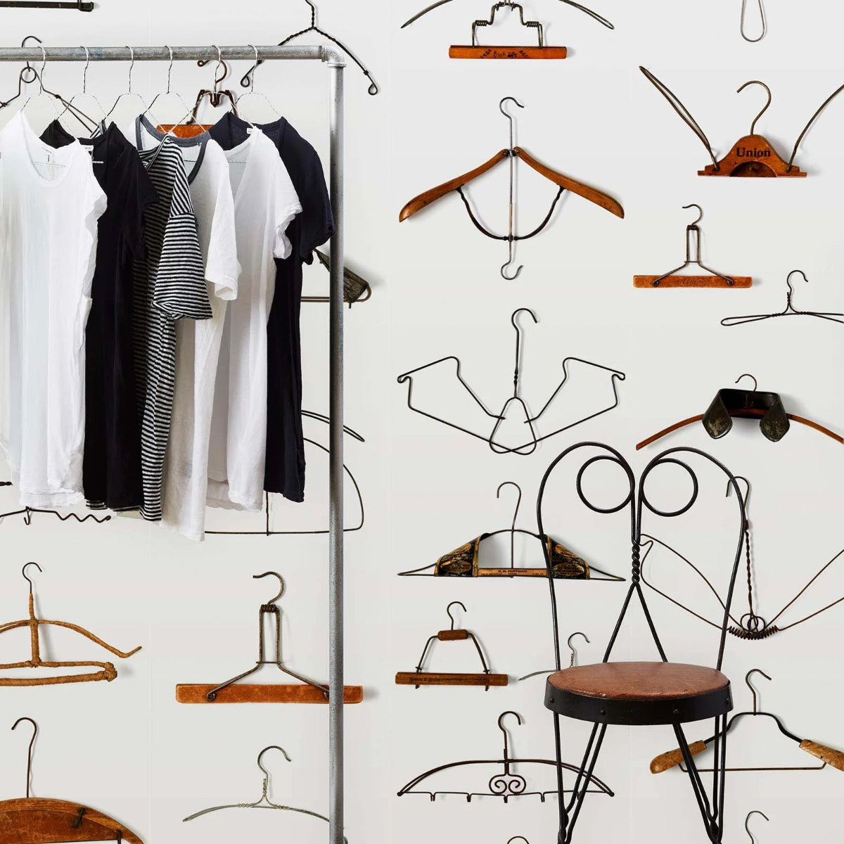 NLXL Hangers Obsession Wallpaper