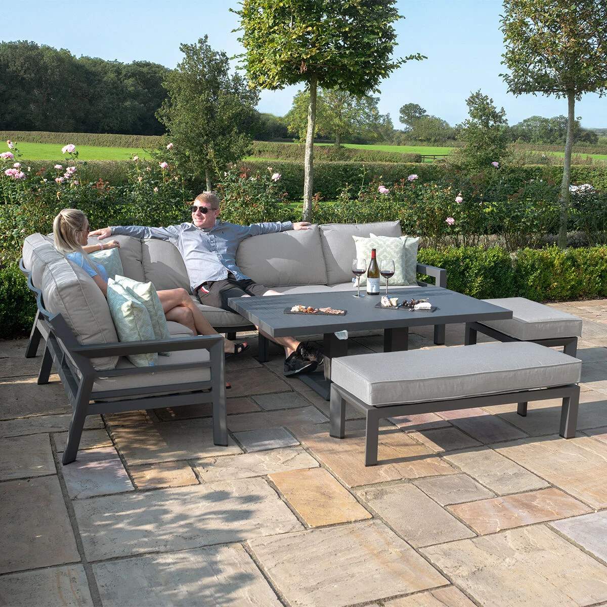 Maze New York Aluminium Corner Dining Set