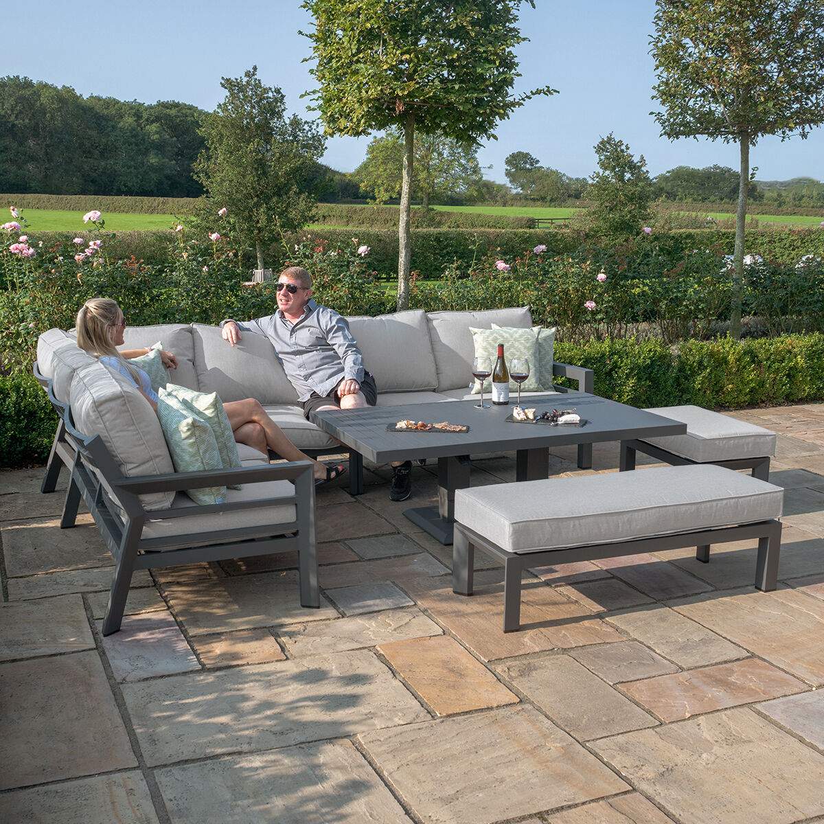Maze New York Aluminium Corner Dining Set