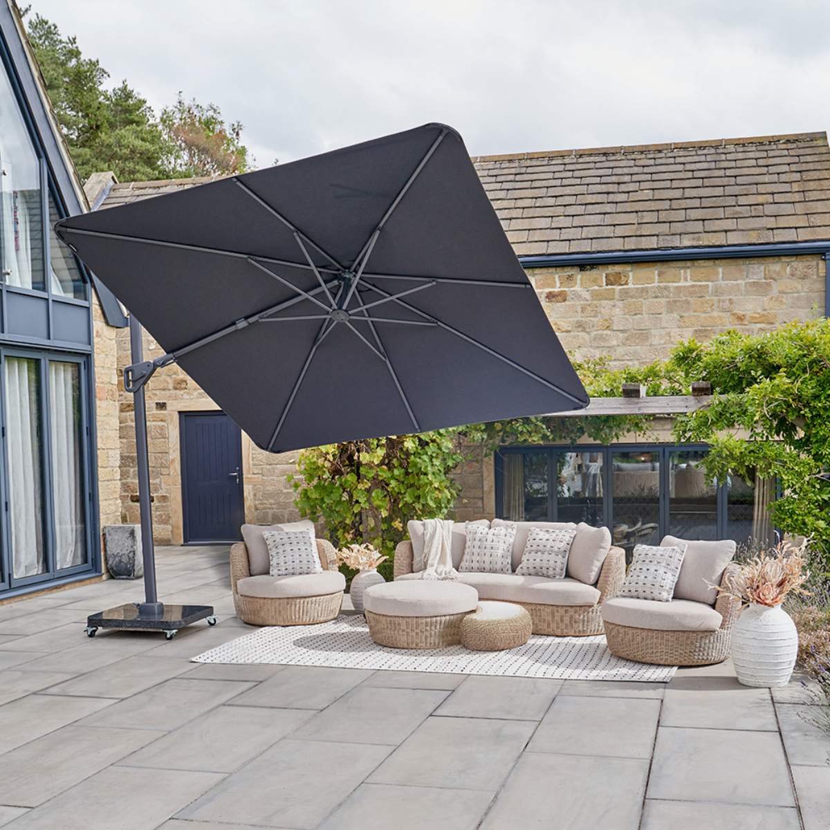 Pacific Lifestyle Nexus T2 Premium Anthracite / Faded Black Free Arm Parasol