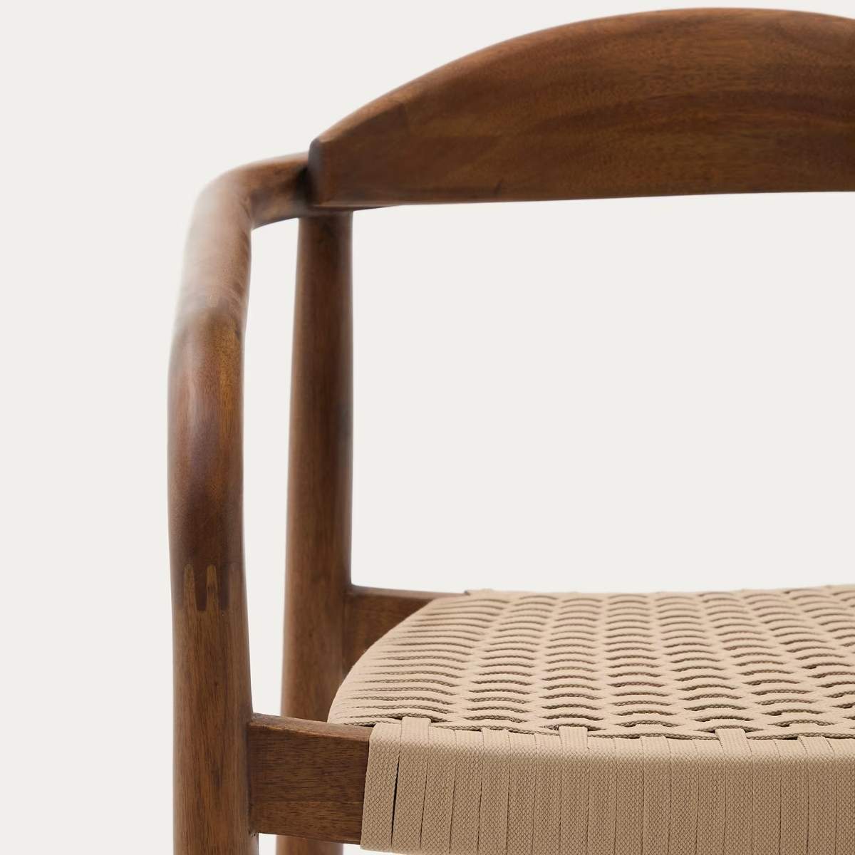 Kave Home Nina stackable chair in FSC 100% solid acacia wood and ecru rope cord