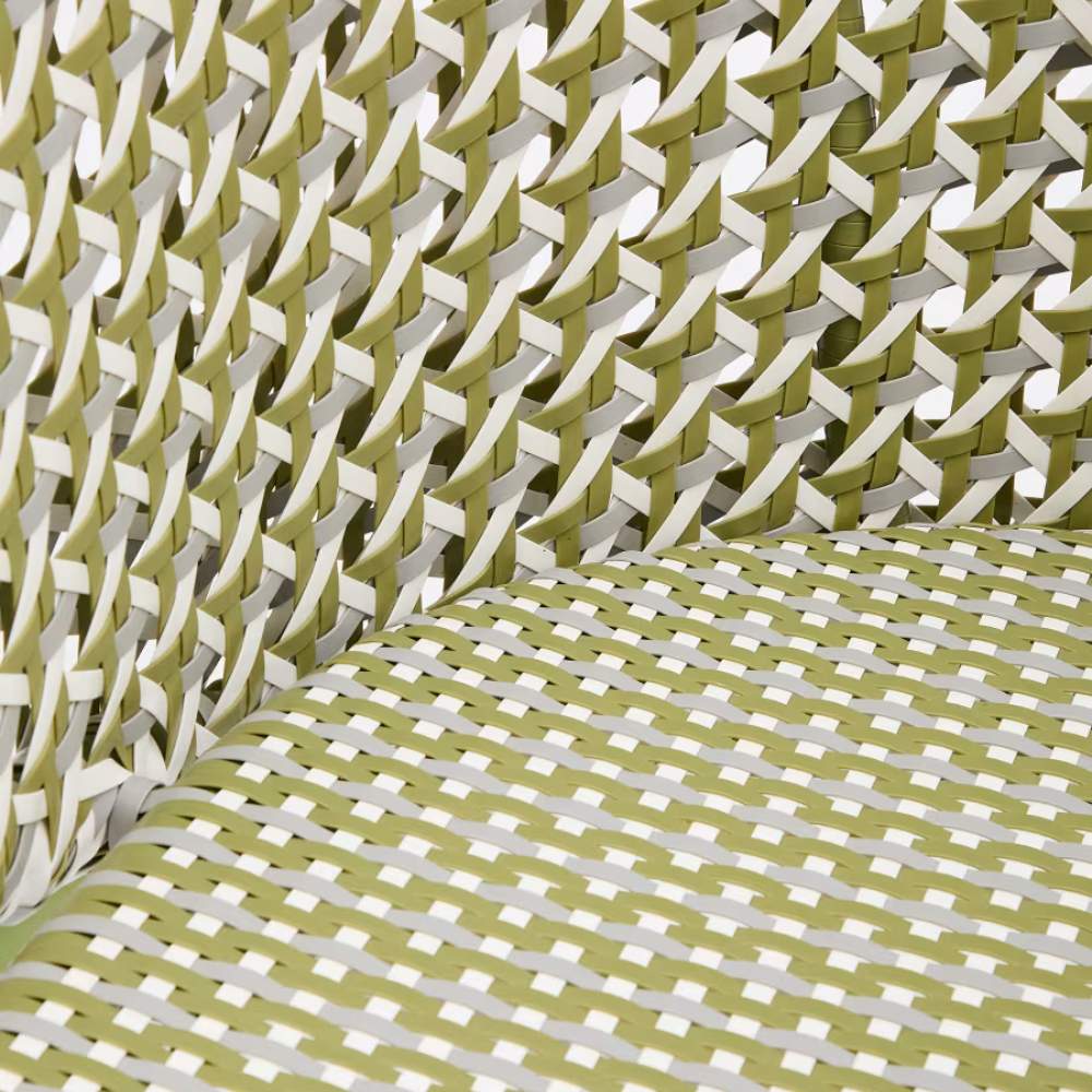 Kave Home Saliga Green Hanging Armchair with Aluminum Base and Synthetic Rattan