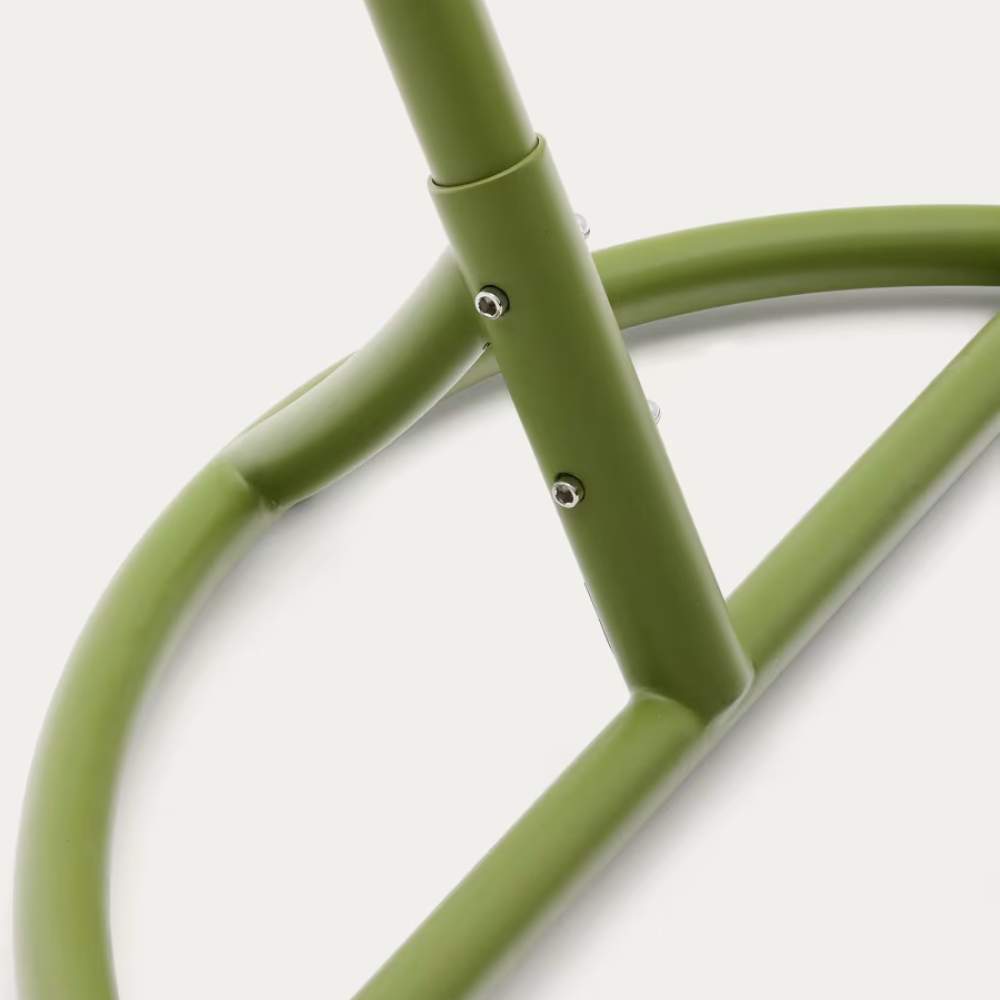 Kave Home Saliga Green Hanging Armchair with Aluminum Base and Synthetic Rattan