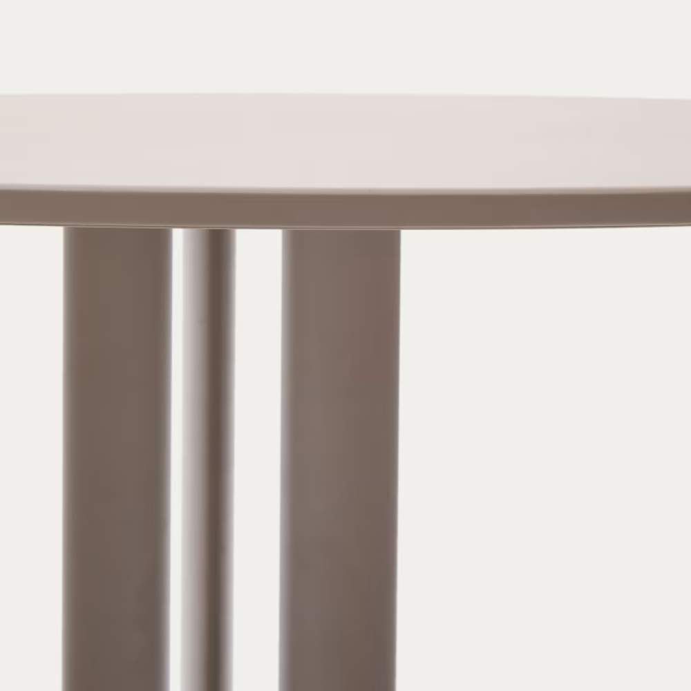 Kave Home Sedalis Round Outdoor Table – Steel Base with Taupe Aluminum Top Ø80cm
