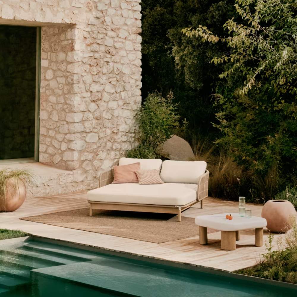 Kave Home Labra Coffee Table in Cement and Acacia Wood – 80 x 80 cm