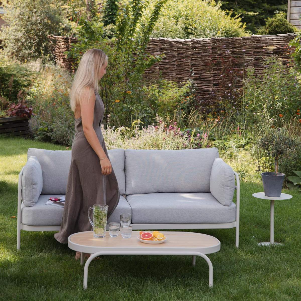 Zuiver Outdoor Coffee Table Vista
