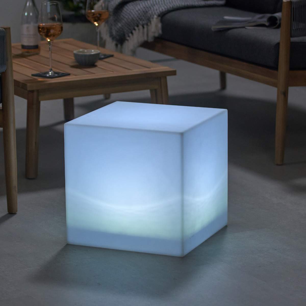 Pacific Lifestyle Outdoor Cube Lamp 30cm