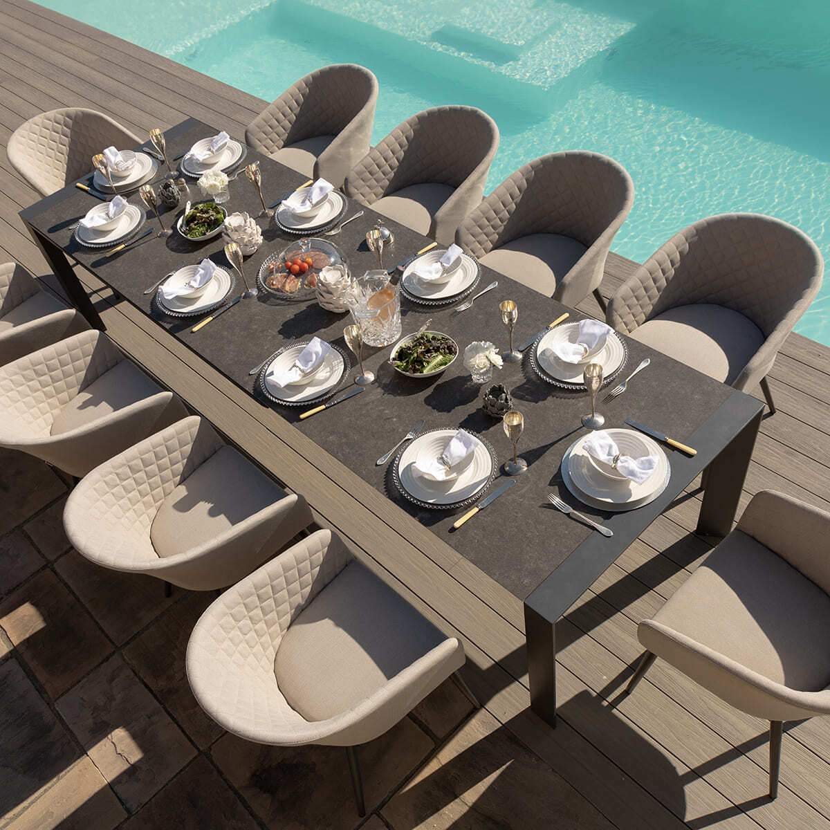 Maze - Outdoor Fabric Ambition 6-10 Seat Extending Dining Set