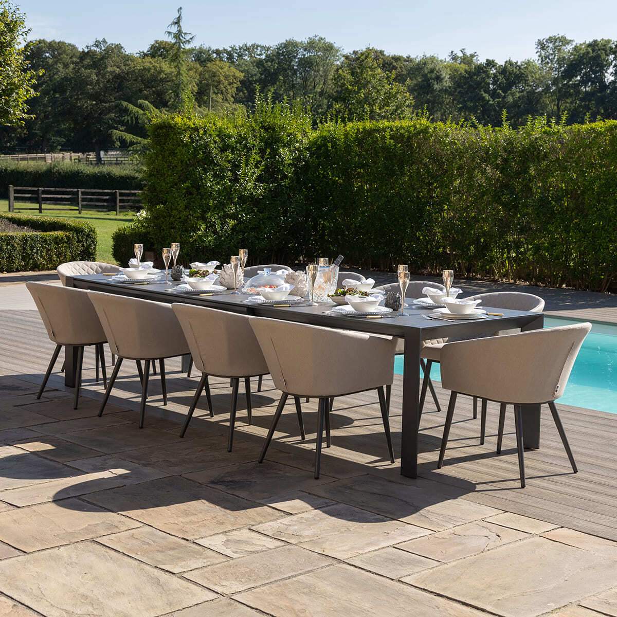 Maze - Outdoor Fabric Ambition 6-10 Seat Extending Dining Set