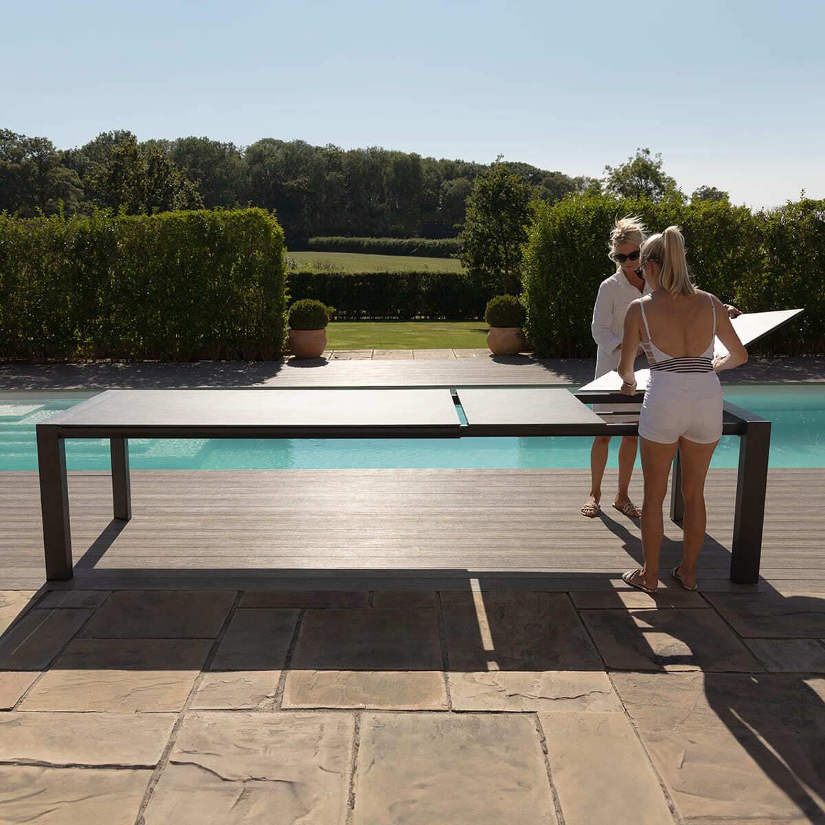 Maze - Outdoor Fabric Ambition 6-10 Seat Extending Dining Set