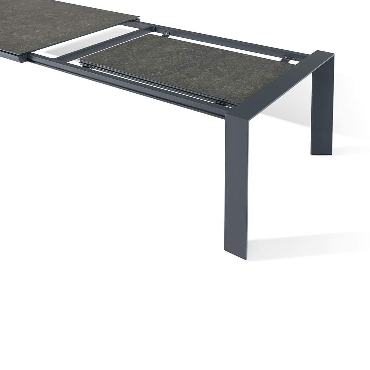 Maze - Outdoor Fabric Ambition 6-10 Seat Extending Dining Set
