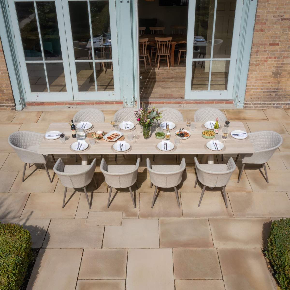 Maze - Outdoor Fabric Ambition 8-12 Seat Maxim Extending Dining Set