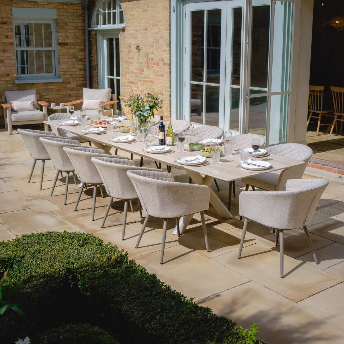 Maze - Outdoor Fabric Ambition 8-12 Seat Maxim Extending Dining Set