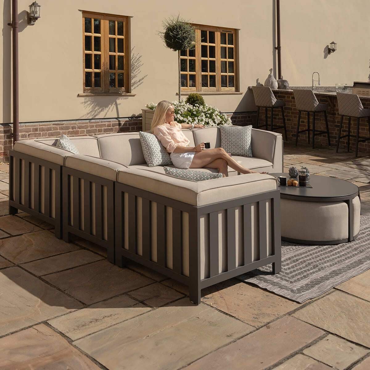 Maze - Outdoor Fabric Ibiza Medium Corner Sofa Set